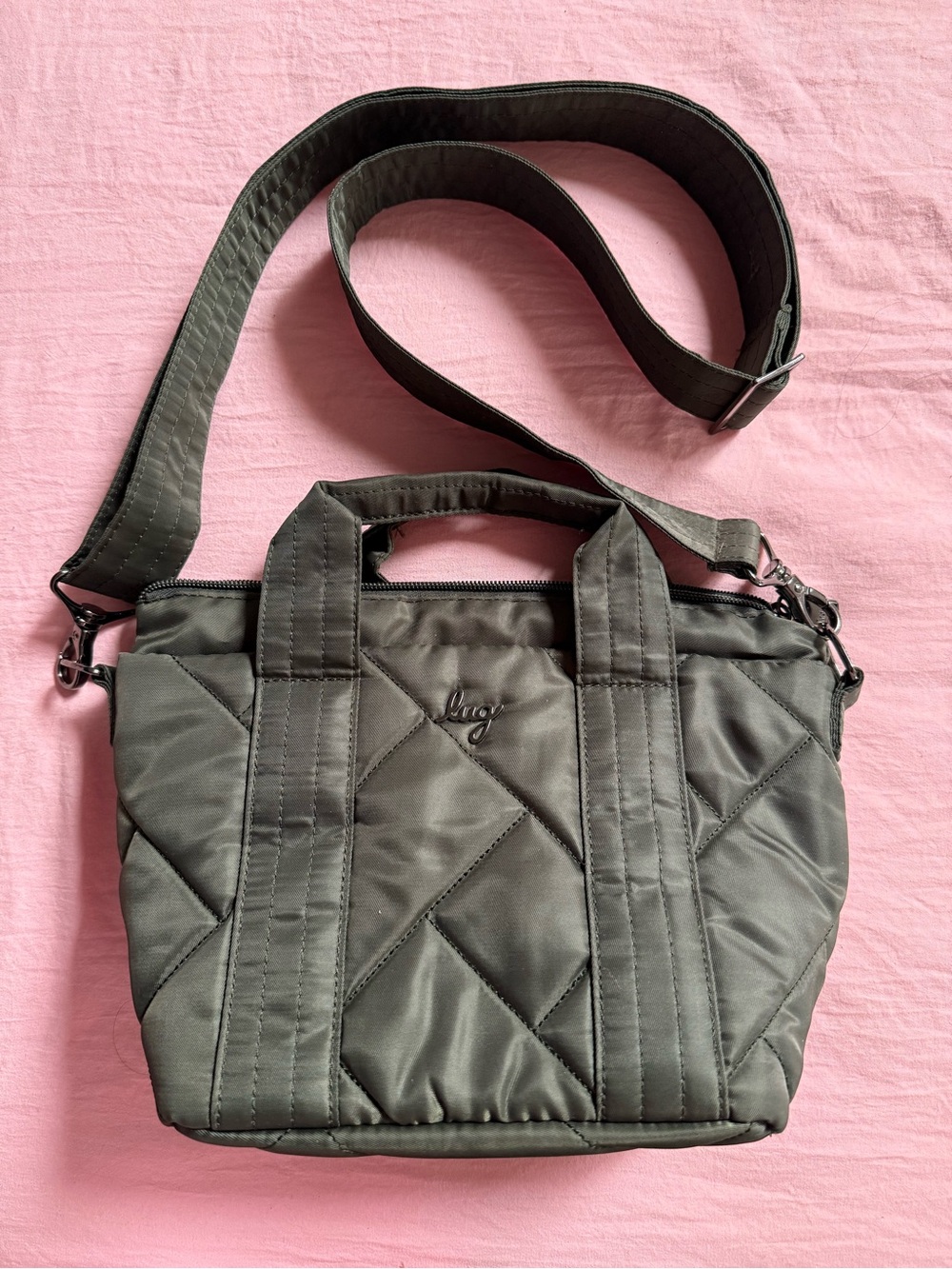 Lug crossbody bag